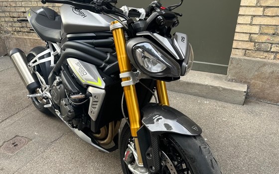 Motorrad Occasion Triumph Speed Triple 1200 RS - Bild 3
