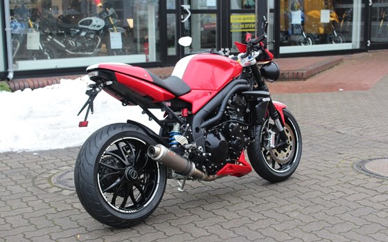Gebrauchtmotorrad Triumph Speed Triple 1050 - Bild 3