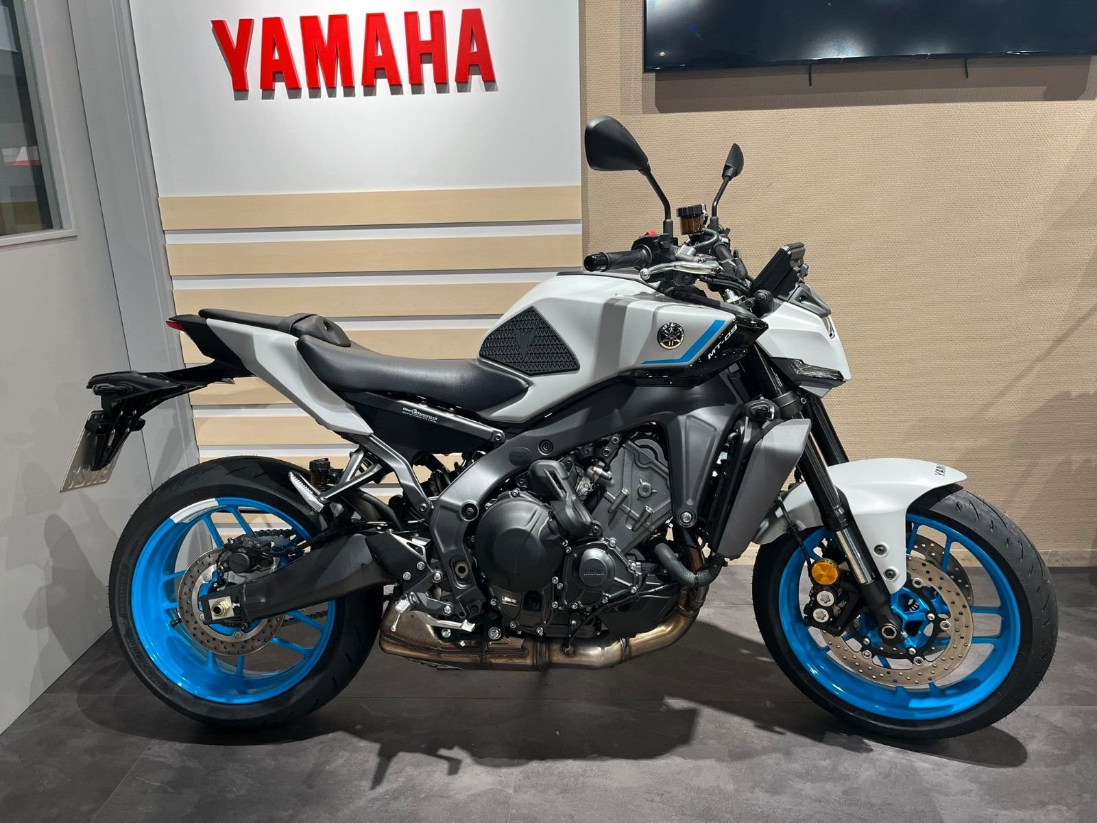Yamaha MT-09 Y-AMT 