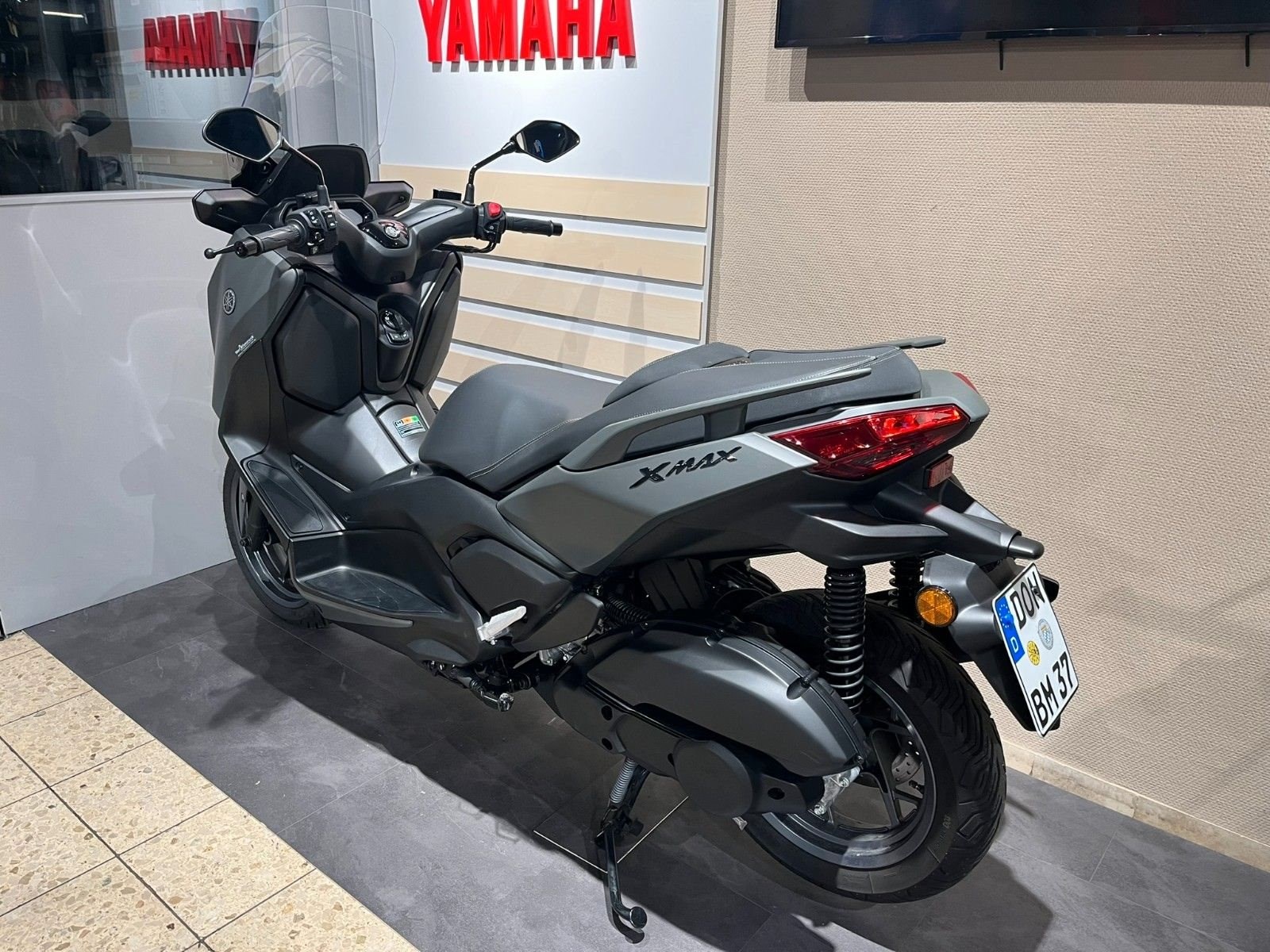 Yamaha XMAX 125