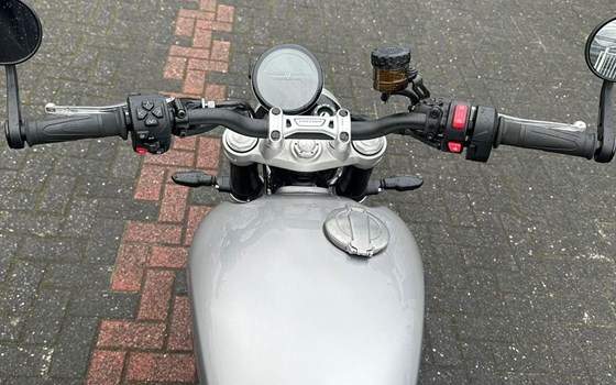 Gebrauchtmotorrad Triumph Speed Twin 1200 - Bild 6