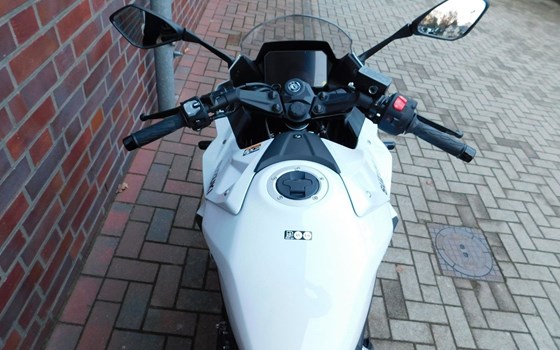 Neufahrzeug Suzuki GSX-8R - Bild 10