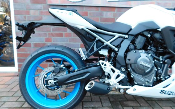 Neufahrzeug Suzuki GSX-8R - Bild 13