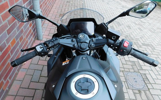 Neufahrzeug Suzuki GSX-8R - Bild 11