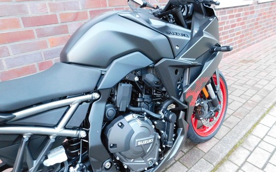 Neufahrzeug Suzuki GSX-8R - Bild 18
