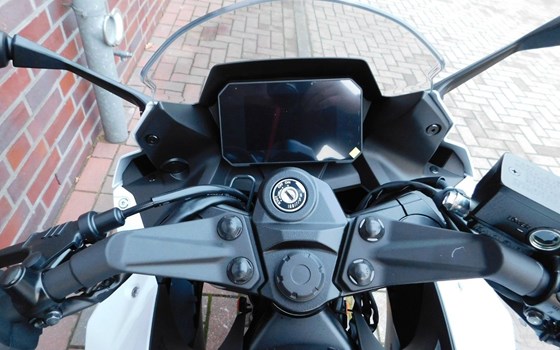 Neufahrzeug Suzuki GSX-8R - Bild 30