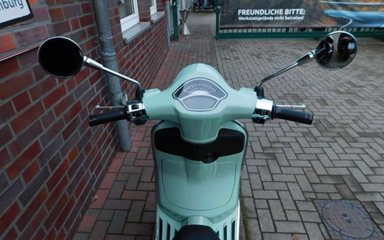 Neufahrzeug Vespa Primavera 50 - Bild 12