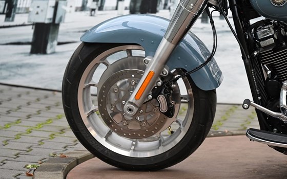 Gebrauchtmotorrad Harley-Davidson Softail Fat Boy 114 FLFBS - Bild 10