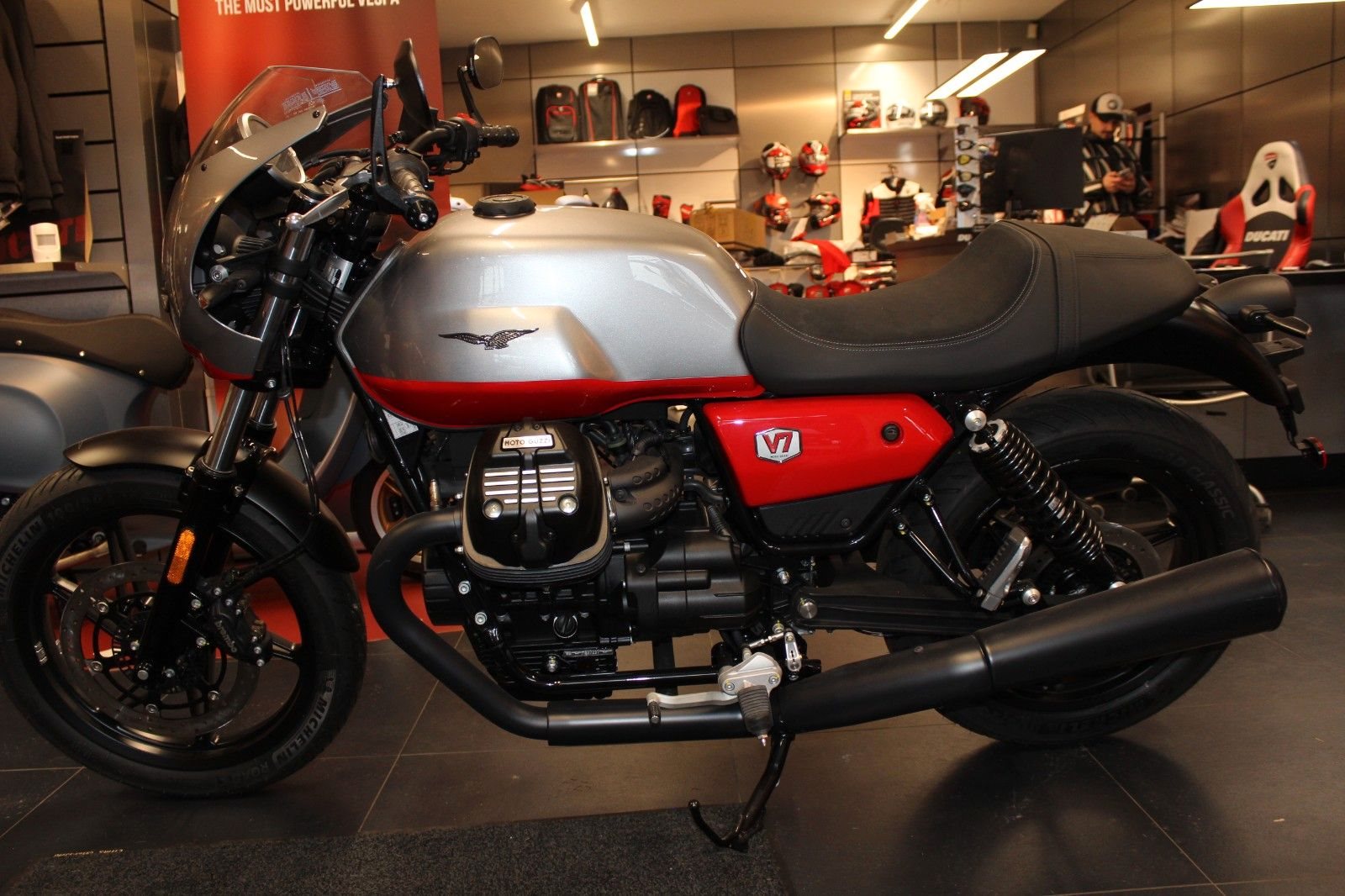 Moto Guzzi V7 Stone Corsa