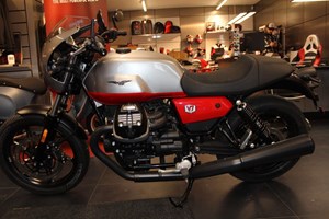 Angebot Moto Guzzi V7 Stone Corsa
