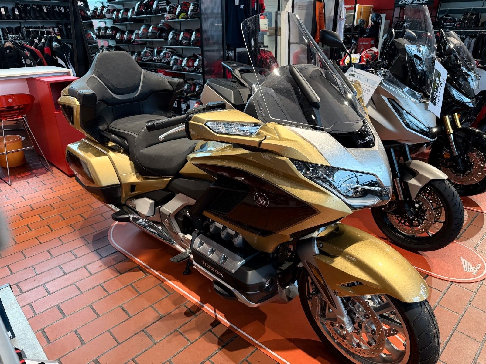 Honda GL 1800 Goldwing Tour DCT