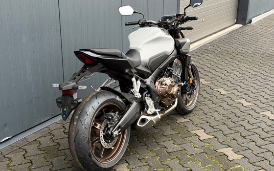 Gebrauchtmotorrad Honda CB650R - Bild 2