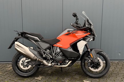 KTM 1390 Super Adventure S EVO