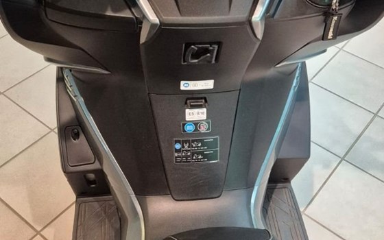 Gebrauchtmotorrad Kawasaki J125 - Bild 4