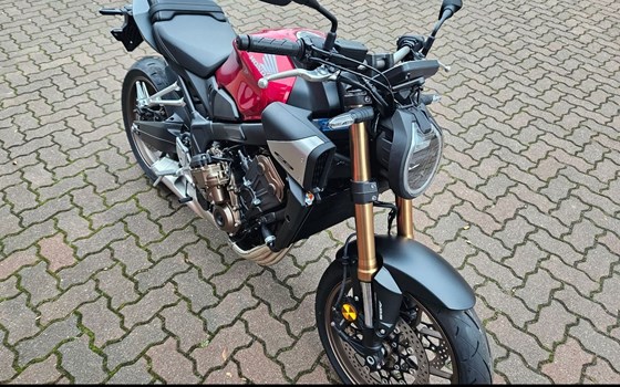 Neufahrzeug Honda CB650R E-Clutch - Bild 4
