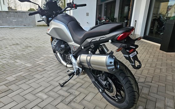 Gebrauchtmotorrad Moto Guzzi V85 Strada - Bild 8