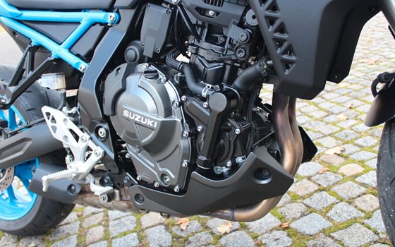 Gebrauchtmotorrad Suzuki GSX-8S - Bild 11