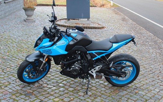 Gebrauchtmotorrad Suzuki GSX-8S - Bild 2