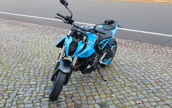 Gebrauchtmotorrad Suzuki GSX-8S - Bild 3
