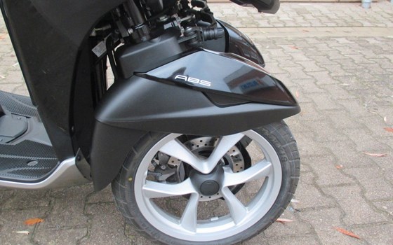 Gebrauchtmotorrad Yamaha Tricity 125 - Bild 14