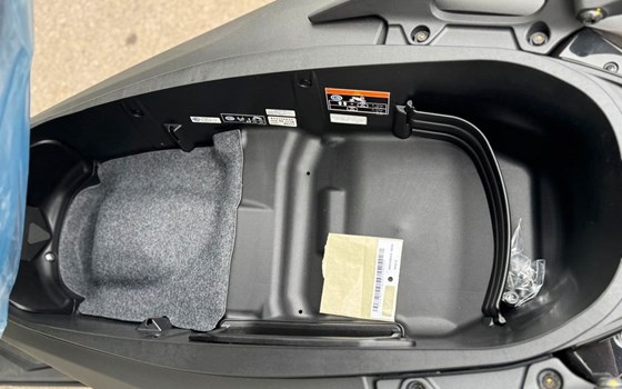 Gebrauchtmotorrad Honda Forza 350 - Bild 6