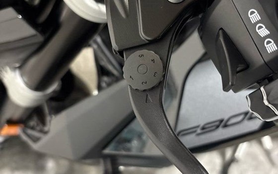 Gebrauchtmotorrad BMW F 900 R - Bild 10