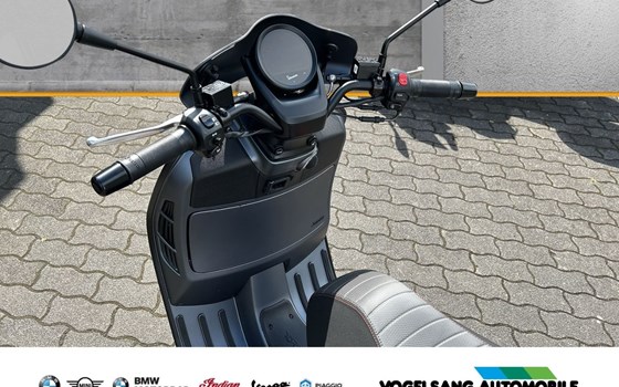 Neufahrzeug Vespa GTV 310 - Bild 5