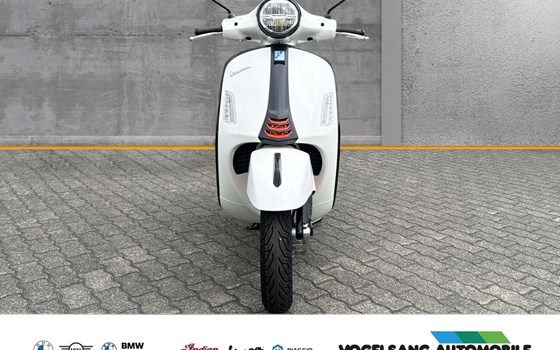 Neufahrzeug Vespa GTS 125 Super Sport - Bild 4