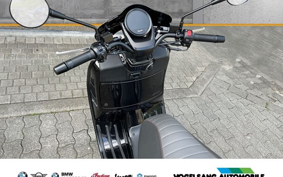 Neufahrzeug Vespa GTV 300 - Bild 5
