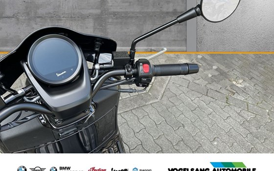 Neufahrzeug Vespa GTV 300 - Bild 7