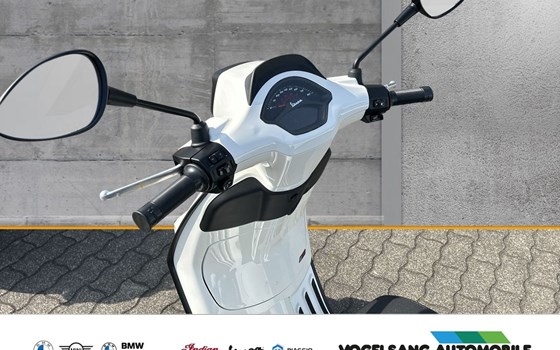 Neufahrzeug Vespa Sprint 50 2T - Bild 5