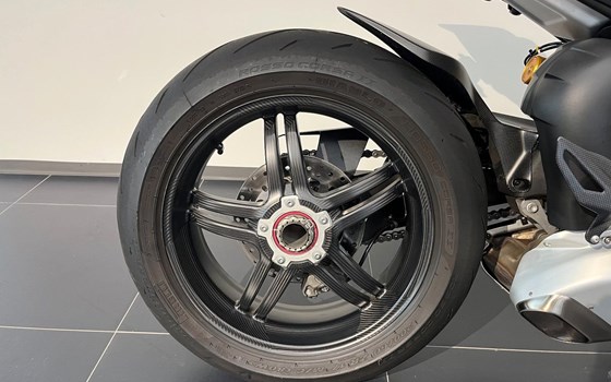 Gebrauchtmotorrad Ducati Streetfighter V4 SP - Bild 7
