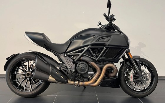Gebrauchtmotorrad Ducati Diavel 1200 - Bild 2