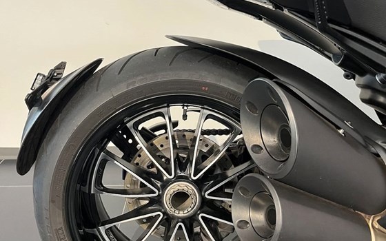 Gebrauchtmotorrad Ducati Diavel 1200 - Bild 7