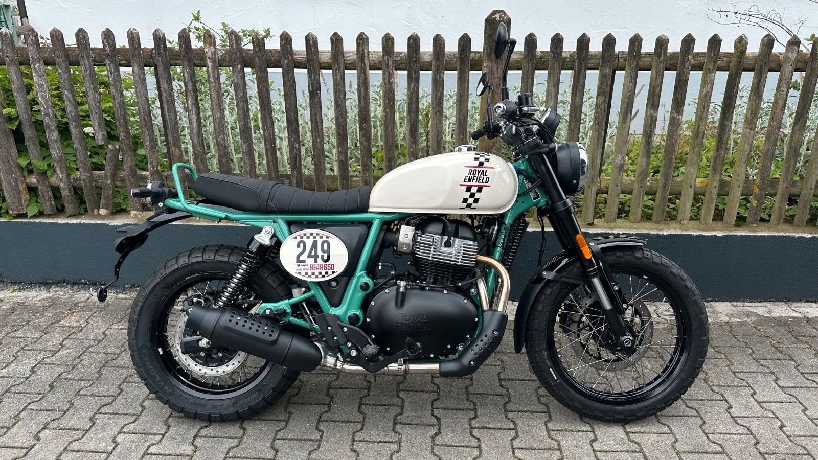 Royal Enfield Bear 650
