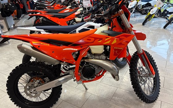 Neufahrzeug KTM 300 EXC TBI Sixdays - Bild 4