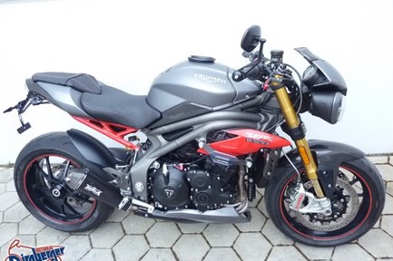 Triumph Speed Triple R