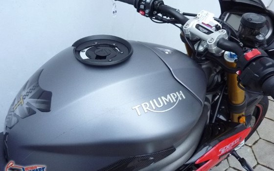 Gebrauchtmotorrad Triumph Speed Triple R - Bild 4