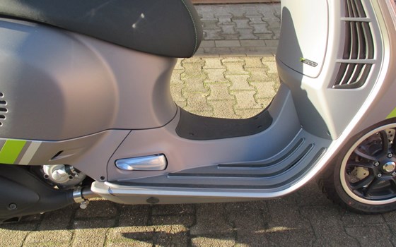 Neufahrzeug Vespa GTS 300 hpe Super Tech - Bild 12