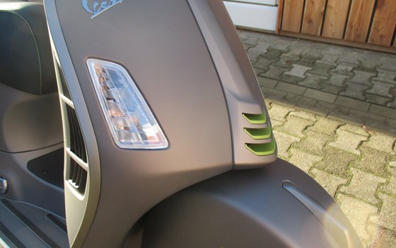 Neufahrzeug Vespa GTS 300 hpe Super Tech - Bild 14