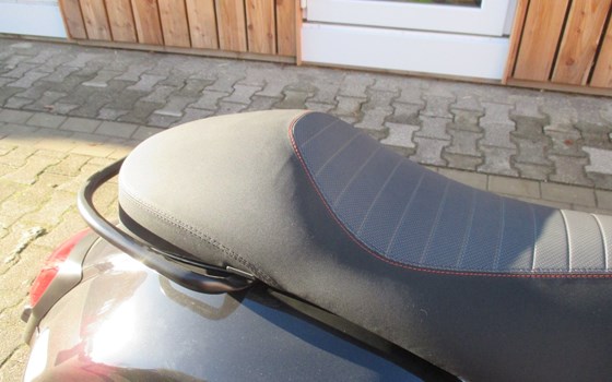 Neufahrzeug Vespa GTV 300 - Bild 10