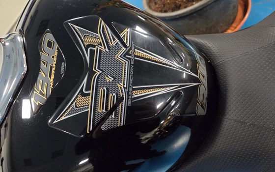 Gebrauchtmotorrad Suzuki GSX 1300 R - Bild 11