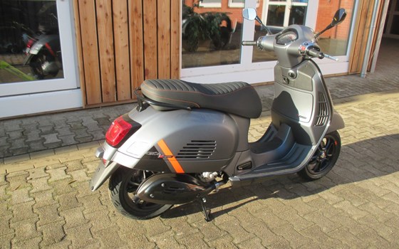 Neufahrzeug Vespa GTS 300 hpe Super Sport - Bild 3