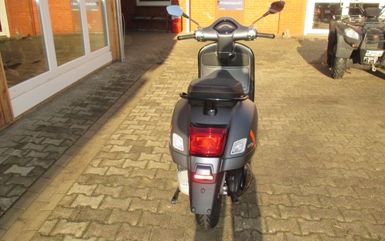 Neufahrzeug Vespa GTS 300 hpe Super Sport - Bild 4
