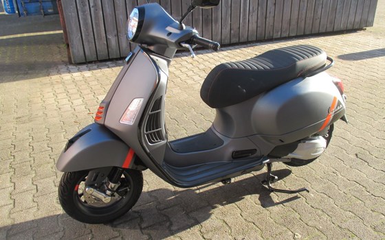 Neufahrzeug Vespa GTS 300 hpe Super Sport - Bild 6