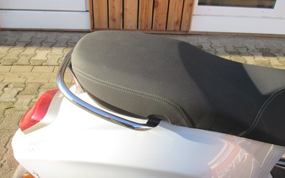 Neufahrzeug Vespa Primavera 125 - Bild 10
