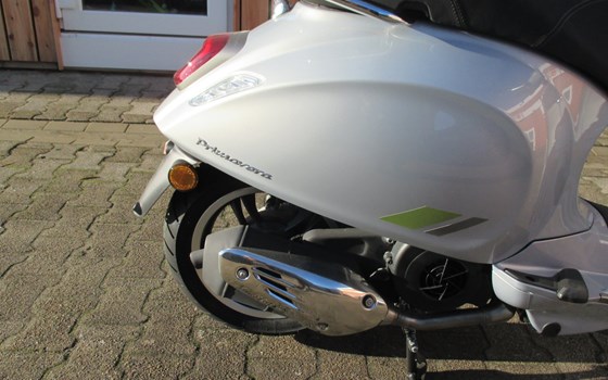 Neufahrzeug Vespa Primavera 125 - Bild 11
