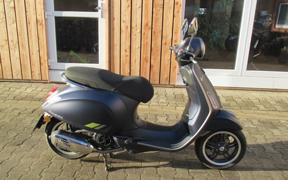 Gebrauchtmotorrad Vespa Primavera 125 - Bild 2