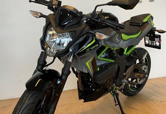 Kawasaki Z125