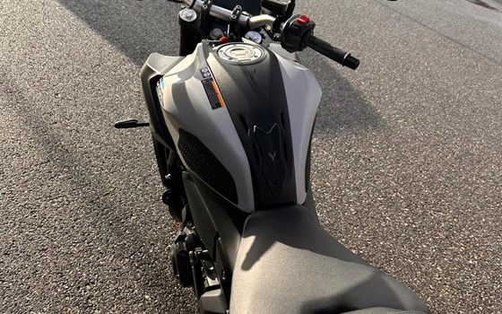 Gebrauchtmotorrad Yamaha MT-07 35kW - Bild 10